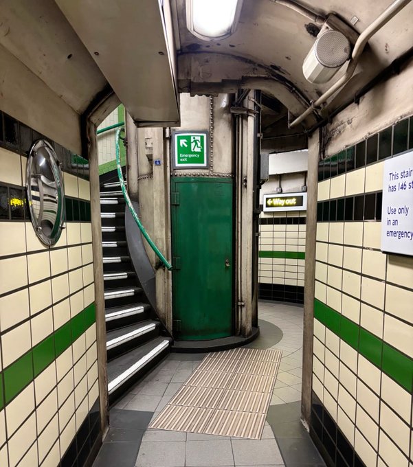 San Francisco 49ers in Carolina Panthers se pomerita v ponedeljkovem nogometnem obračunu